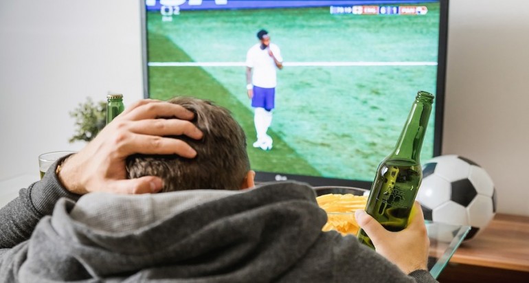 Gdzie oglądać legalnie mecze na żywo w internecie?